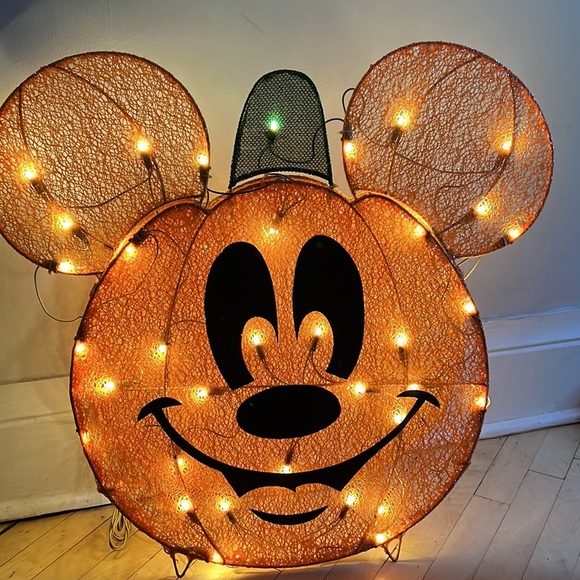 Disney Other - Disney Halloween Yard Decoration